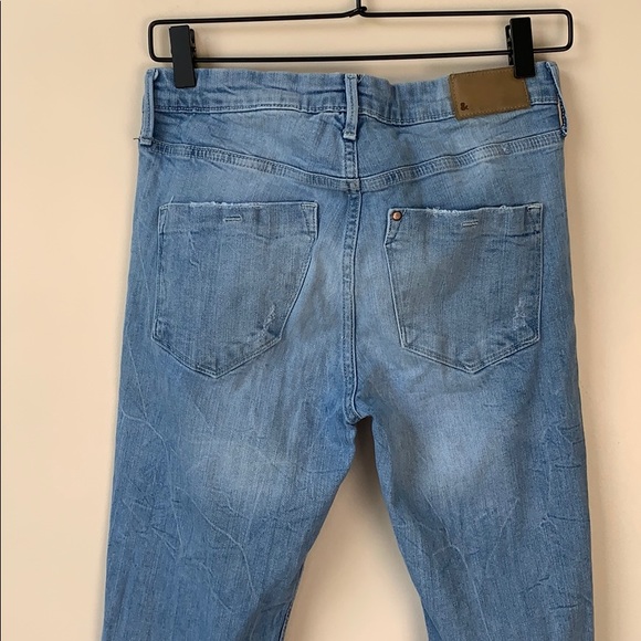 H&M Distressed Regular Waist Slim Jeans 29 - Picture 6 of 11